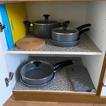 Apartment Monteur-wohnung Fuer 2 Im Herzen Andernachs